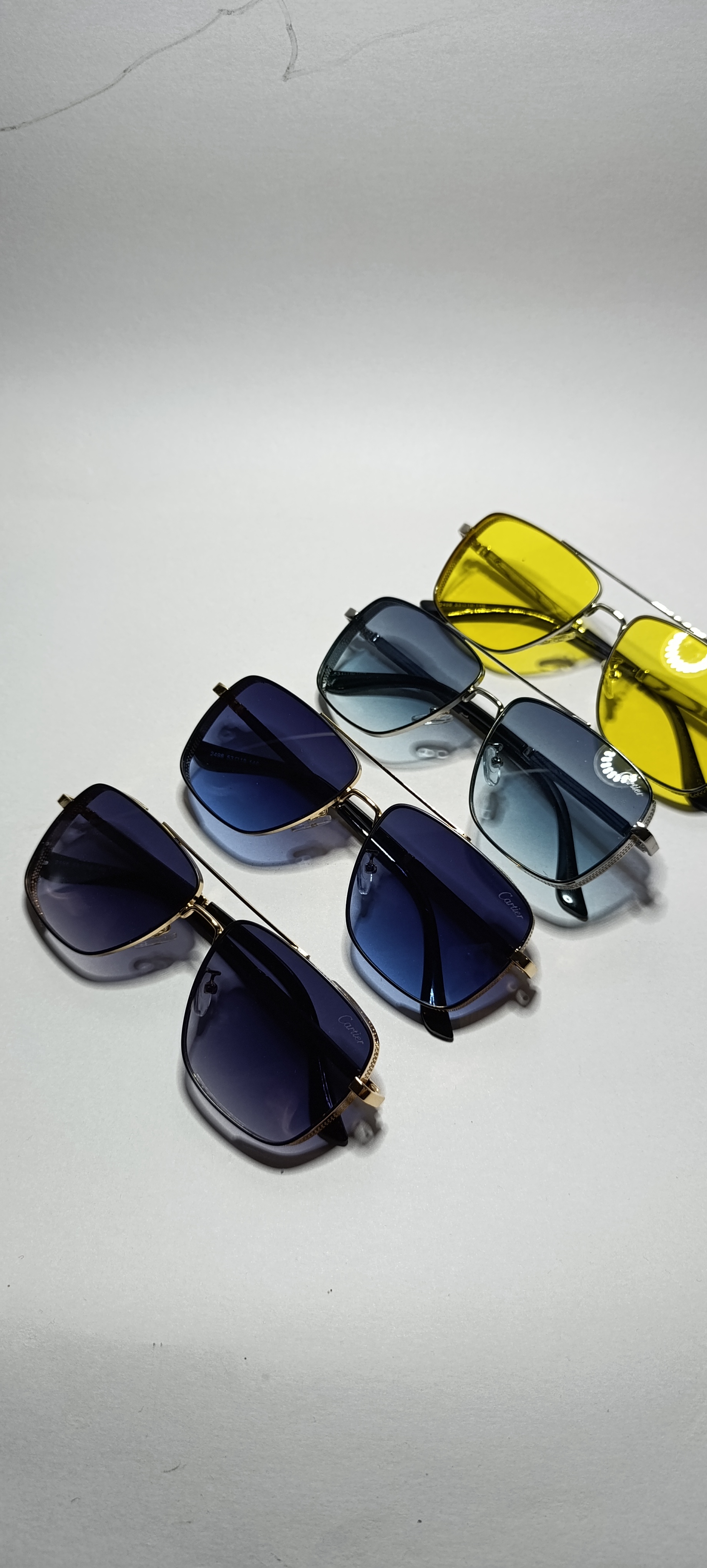 عینک یونیسکس کارتیرشب روز بغل تور uv400